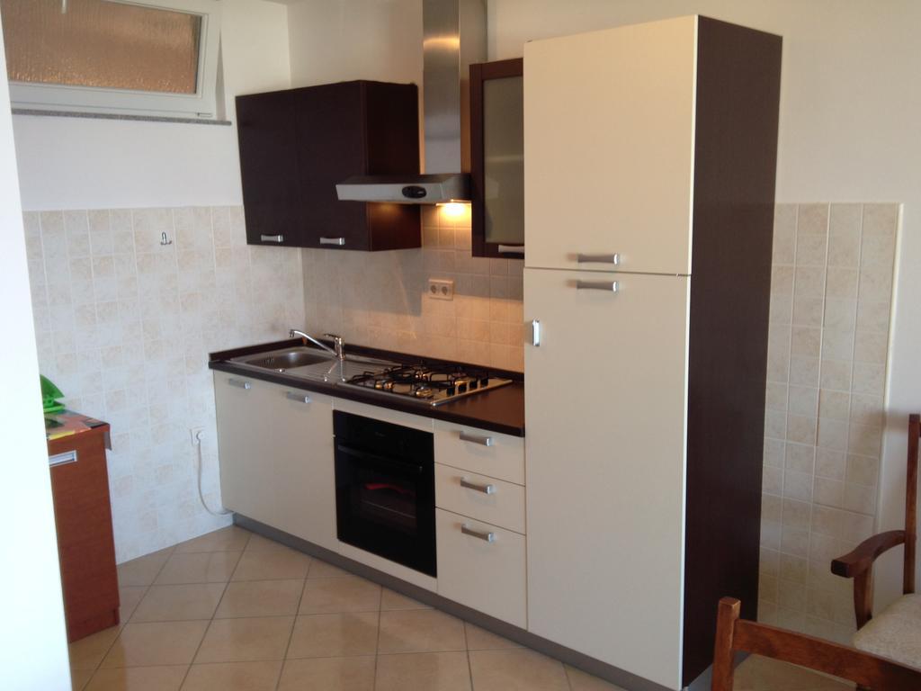 Gala Apartments Omiš Cameră foto