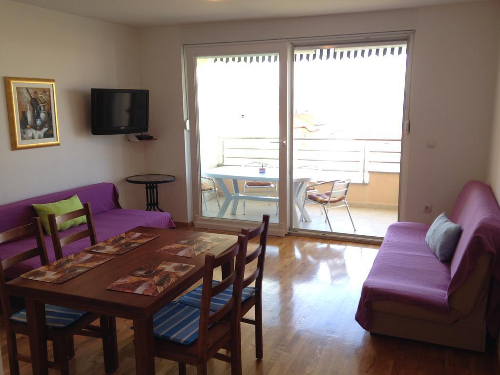 Gala Apartments Omiš Cameră foto